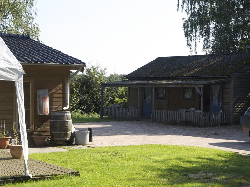 Holiday Home Ossa Basecamp Sint Odiliënberg Rum bild